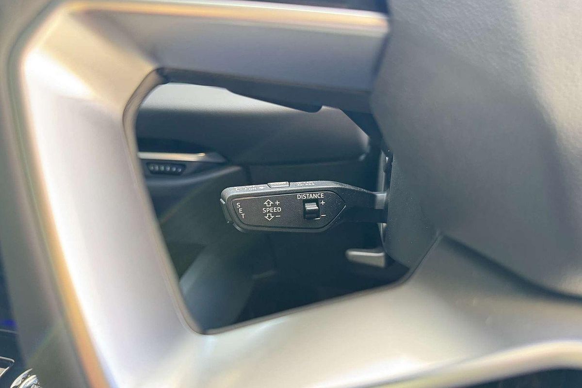 2025 Audi A5 TFSI 150kW S line B10