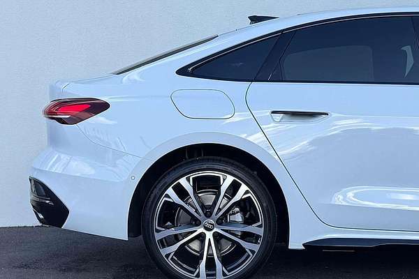 2025 Audi A5 TFSI 150kW S line B10