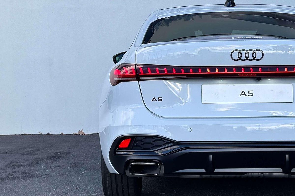 2025 Audi A5 TFSI 150kW S line B10