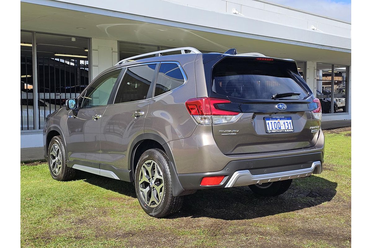 2024 Subaru Forester Hybrid L S5