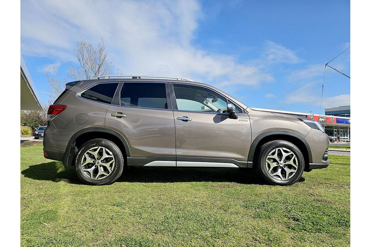 2024 Subaru Forester Hybrid L S5