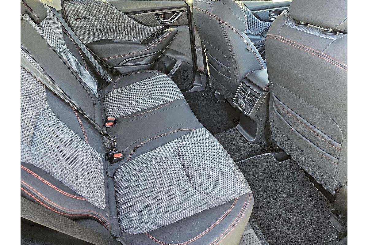 2025 Subaru Forester 2.5i Sport S5
