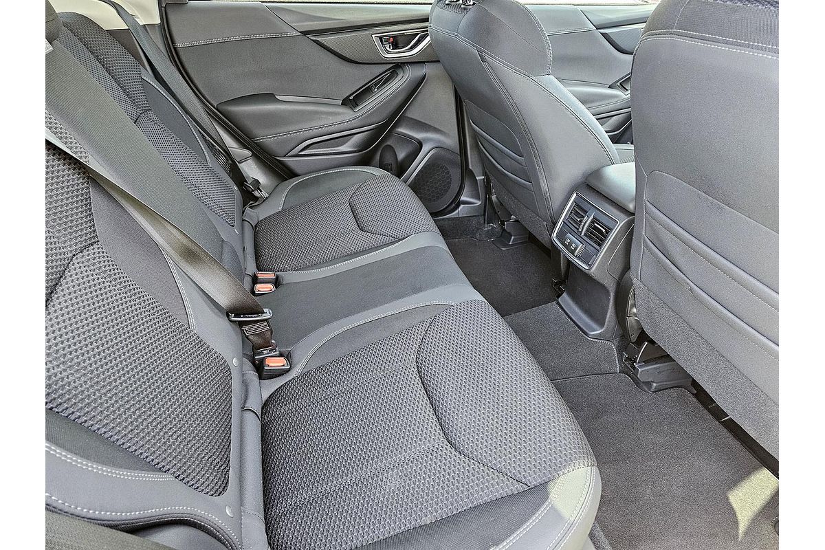 2024 Subaru Forester Hybrid L S5