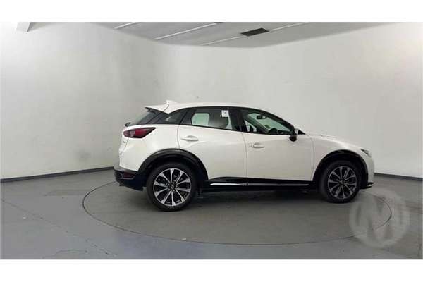 2022 Mazda CX-3 sTouring DK