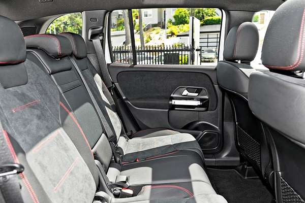 2024 Mercedes-Benz GLB-Class GLB200 X247