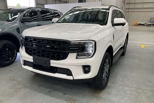 2025 Ford Everest Trend 2.0L