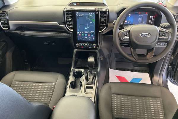 2024 Ford Everest Ambiente 2.0L