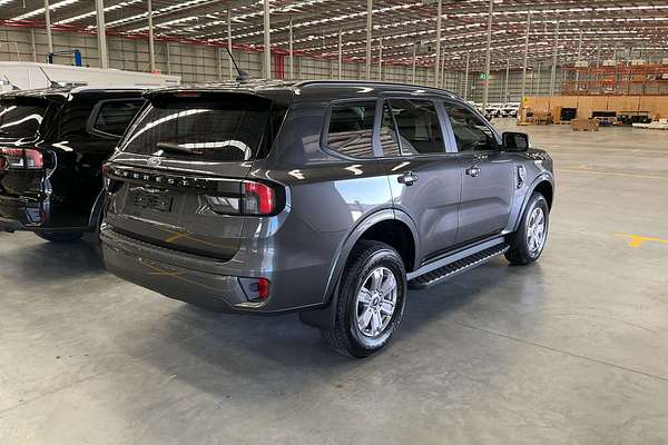 2024 Ford Everest Ambiente 2.0L