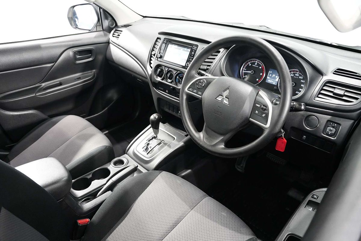 2020 Mitsubishi Triton GLX MR Rear Wheel Drive