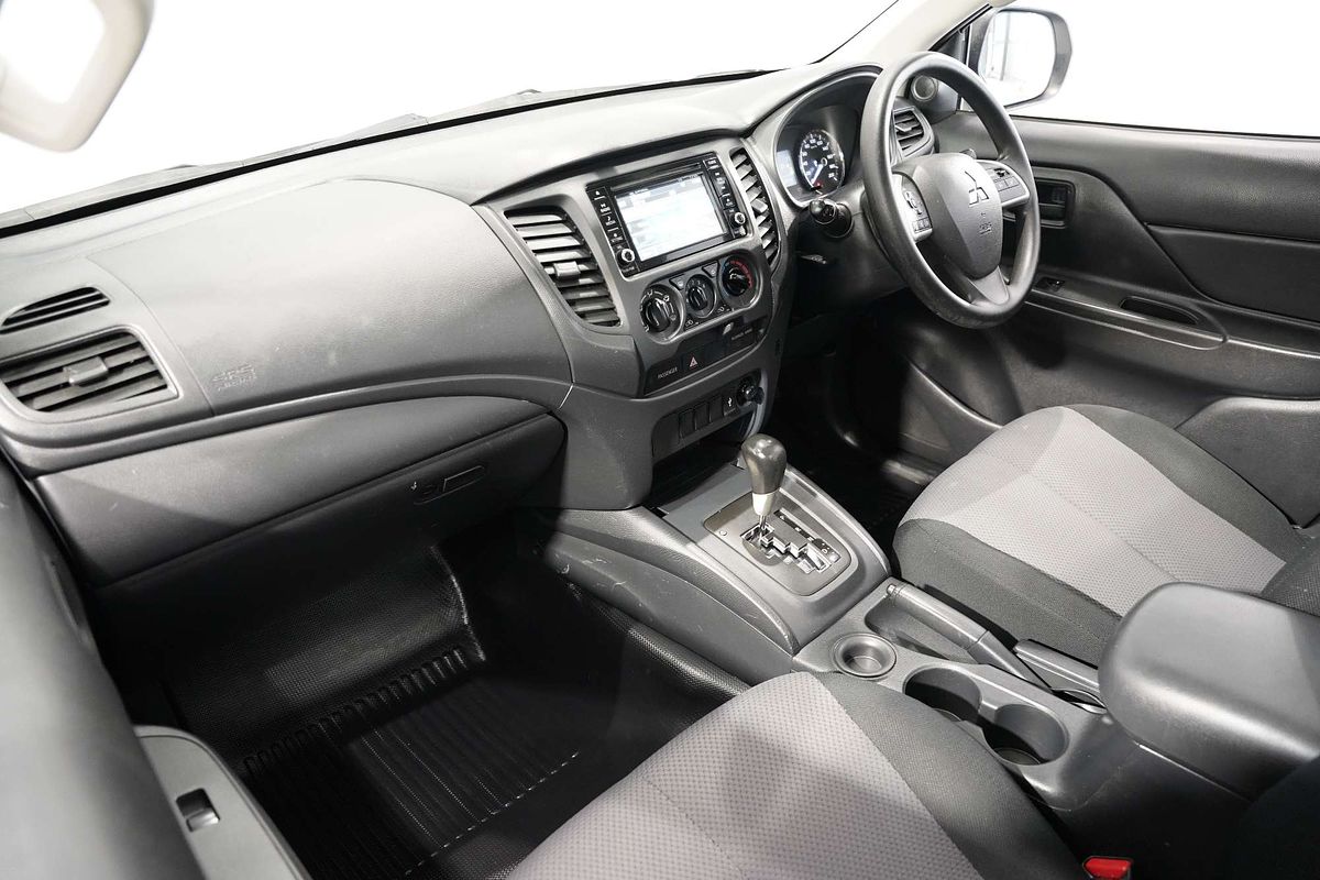 2020 Mitsubishi Triton GLX MR Rear Wheel Drive