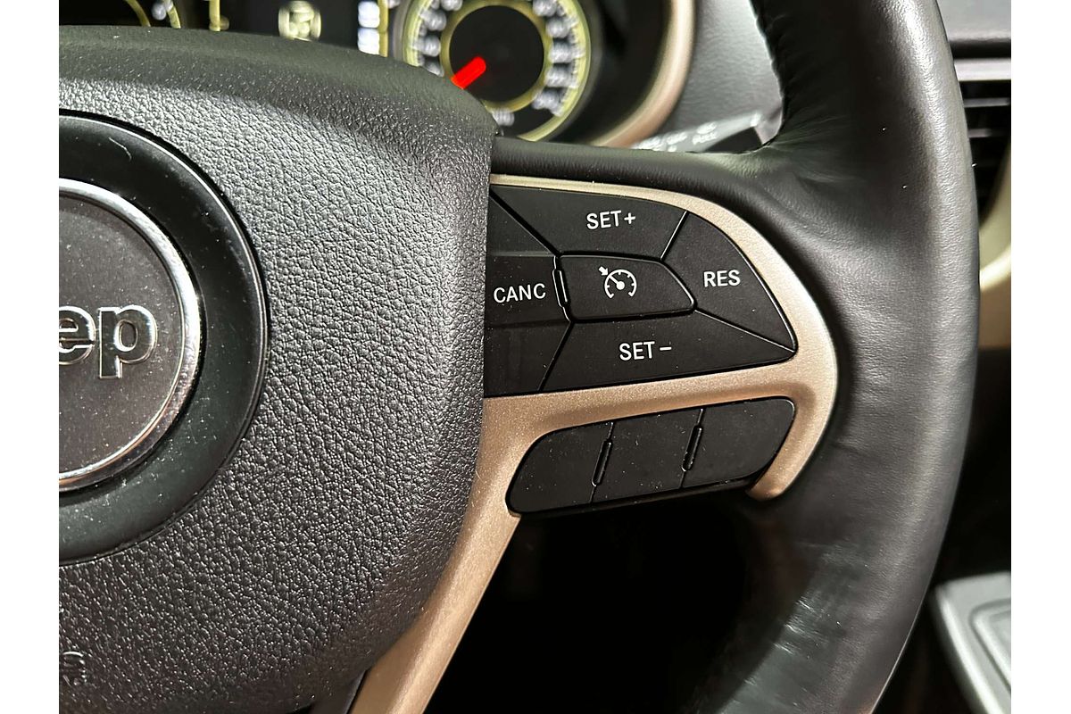 2015 Jeep Cherokee Blackhawk KL