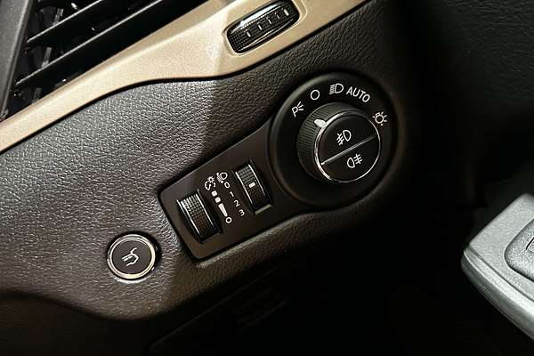 2015 Jeep Cherokee Blackhawk KL