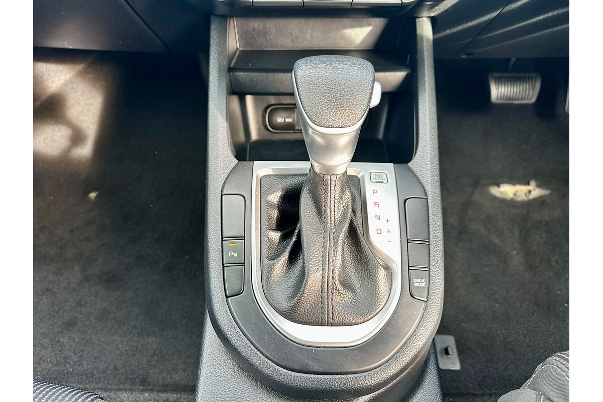 2017 Kia Cerato S YD