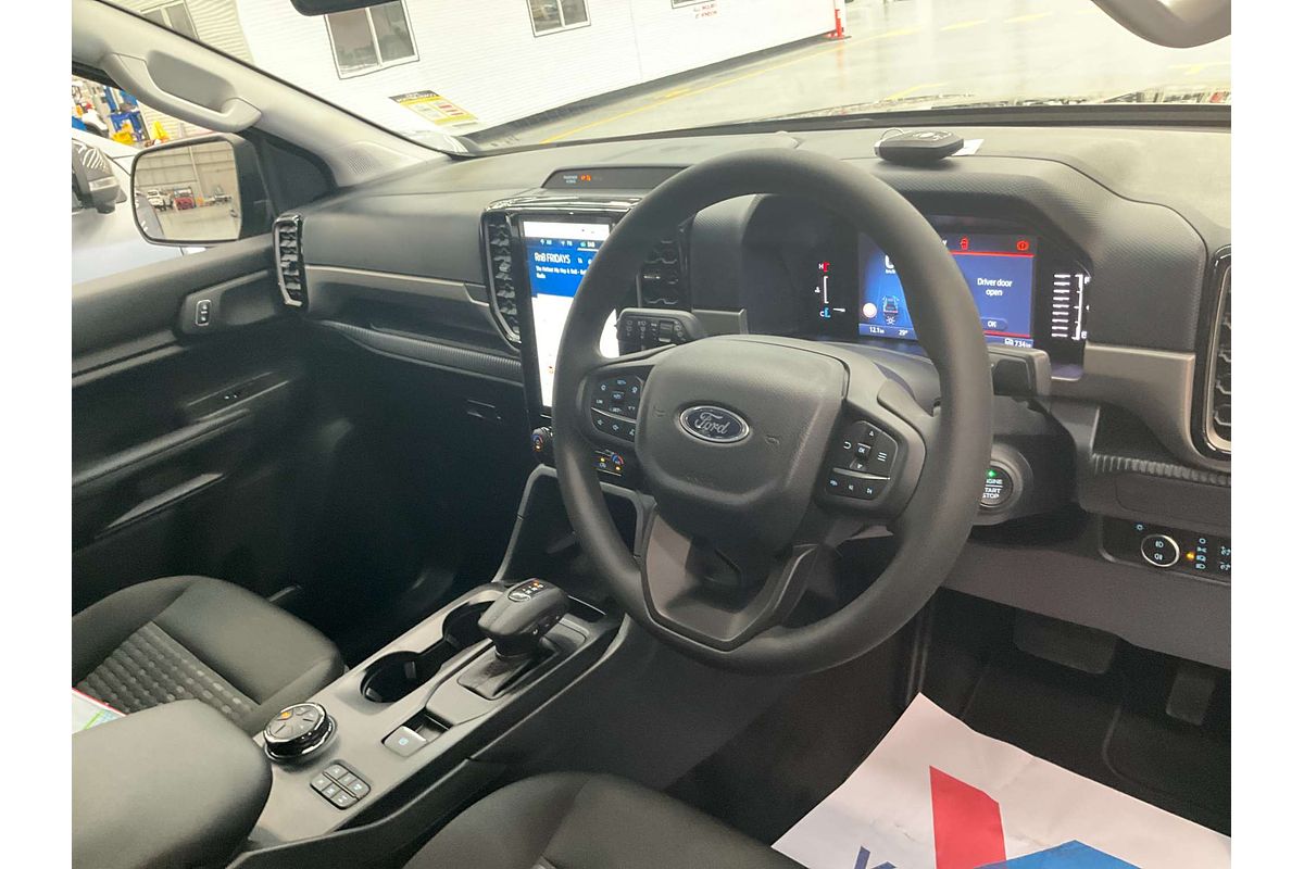 2024 Ford Everest Ambiente 2.0L