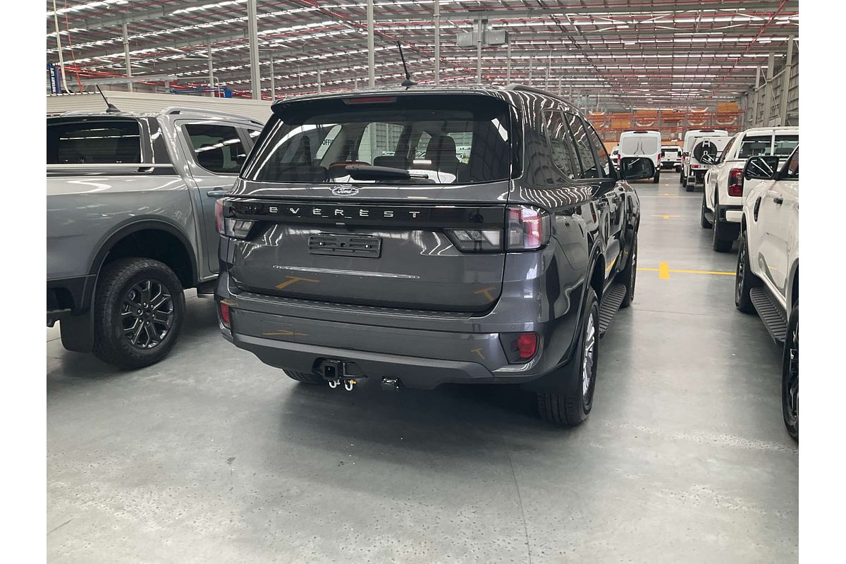 2024 Ford Everest Ambiente 2.0L