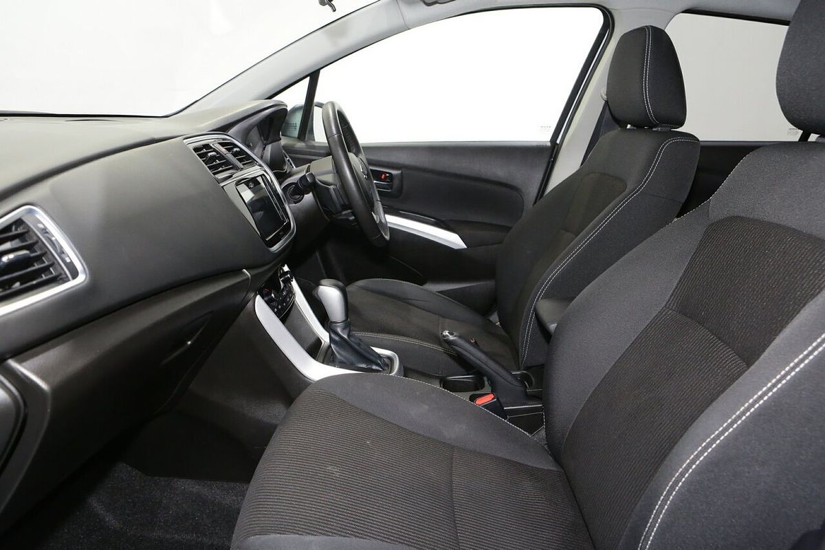2019 Suzuki S-Cross Turbo JY