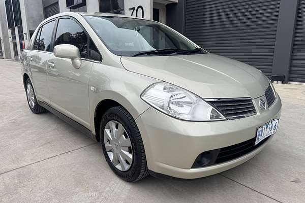2008 Nissan Tiida ST C11
