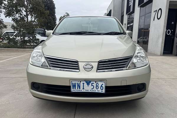 2008 Nissan Tiida ST C11
