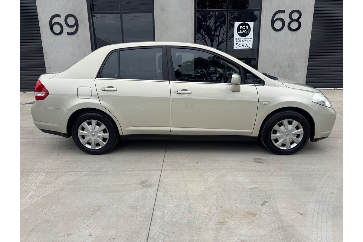 2008 Nissan Tiida ST C11