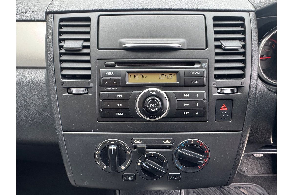 2008 Nissan Tiida ST C11