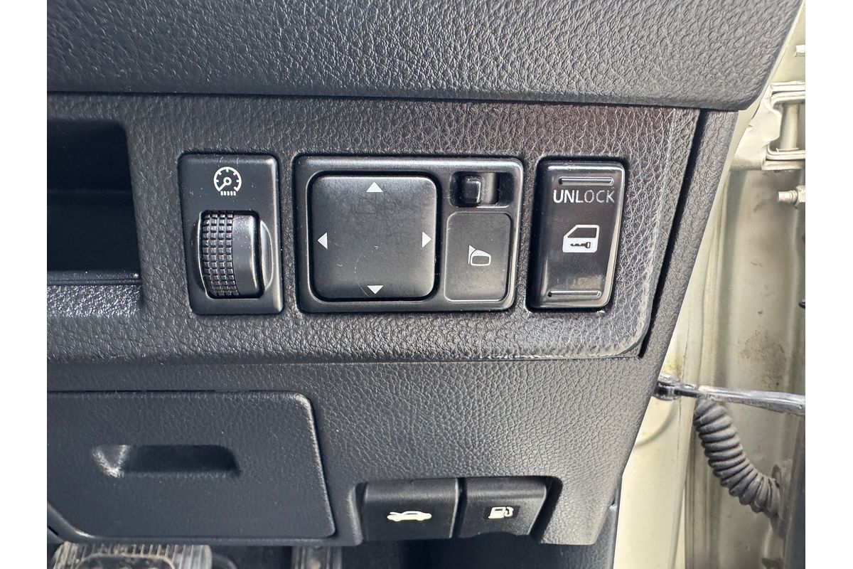 2008 Nissan Tiida ST C11