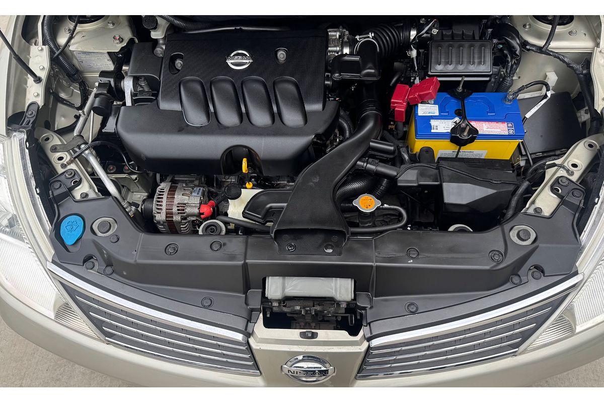 2008 Nissan Tiida ST C11