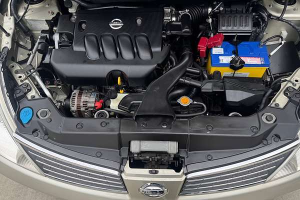 2008 Nissan Tiida ST C11