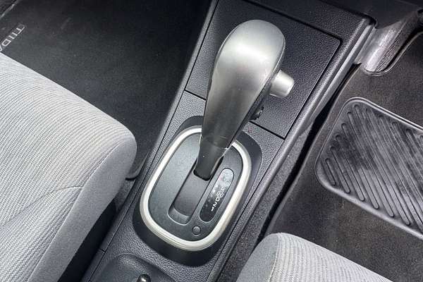 2008 Nissan Tiida ST C11