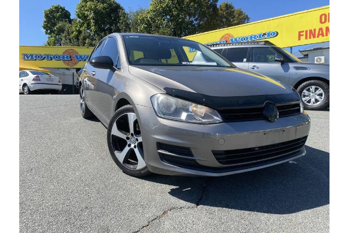 2014 Volkswagen Golf 90TSI 7