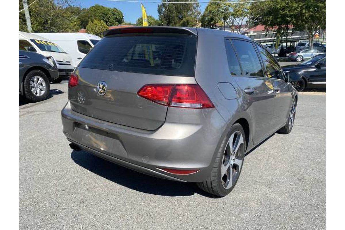 2014 Volkswagen Golf 90TSI 7