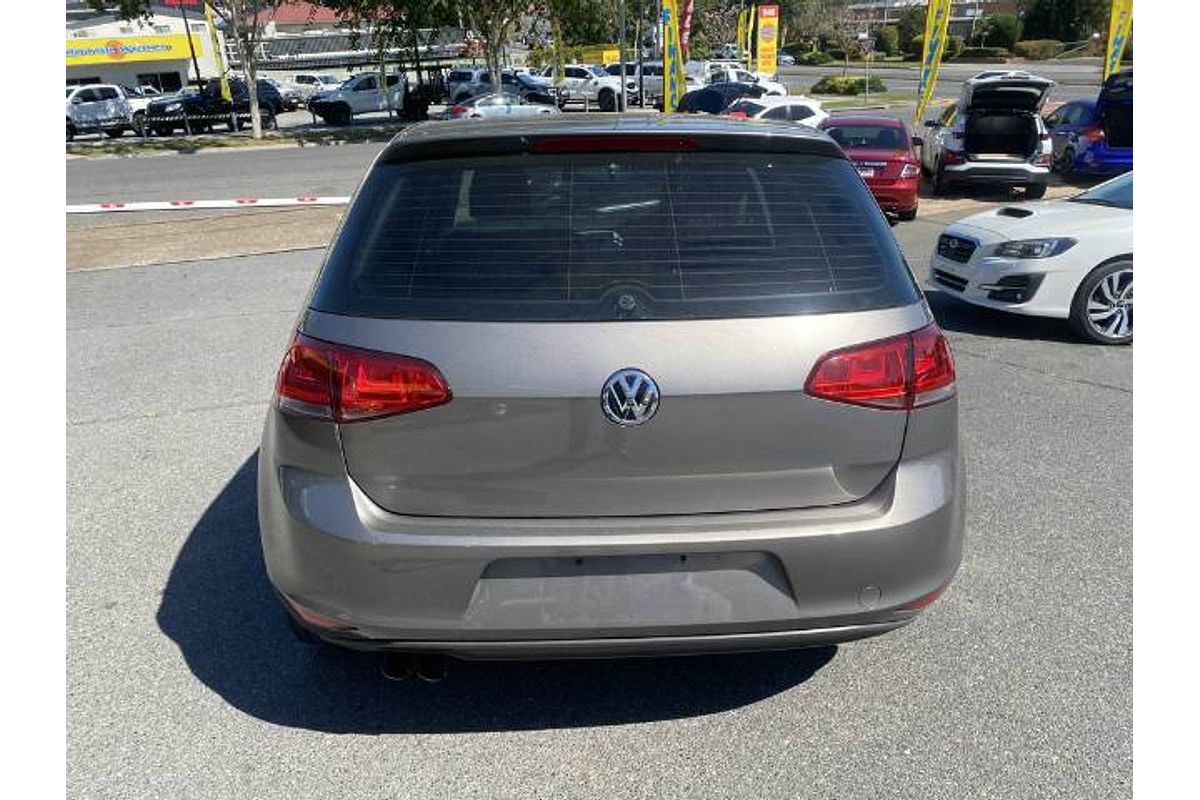 2014 Volkswagen Golf 90TSI 7