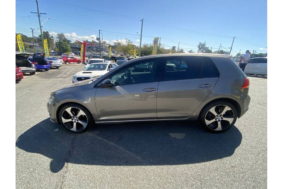 2014 Volkswagen Golf 90TSI 7