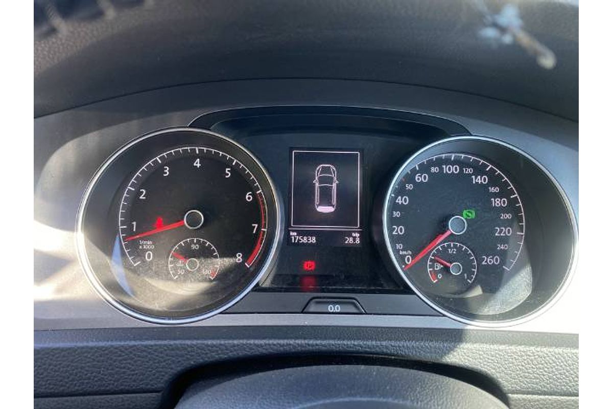 2014 Volkswagen Golf 90TSI 7