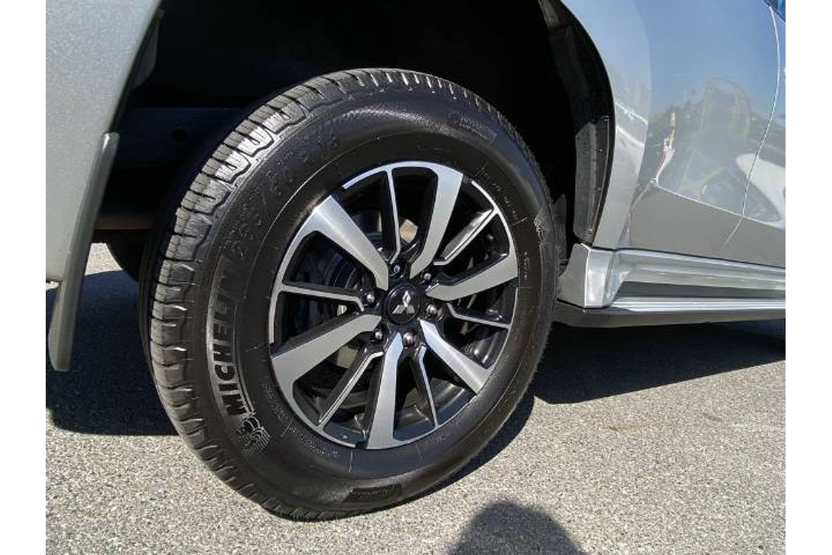 2017 Mitsubishi Pajero Sport Exceed QE