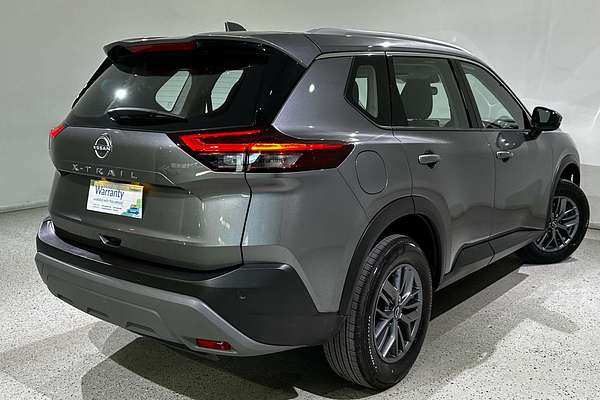 2024 Nissan X-TRAIL ST T33