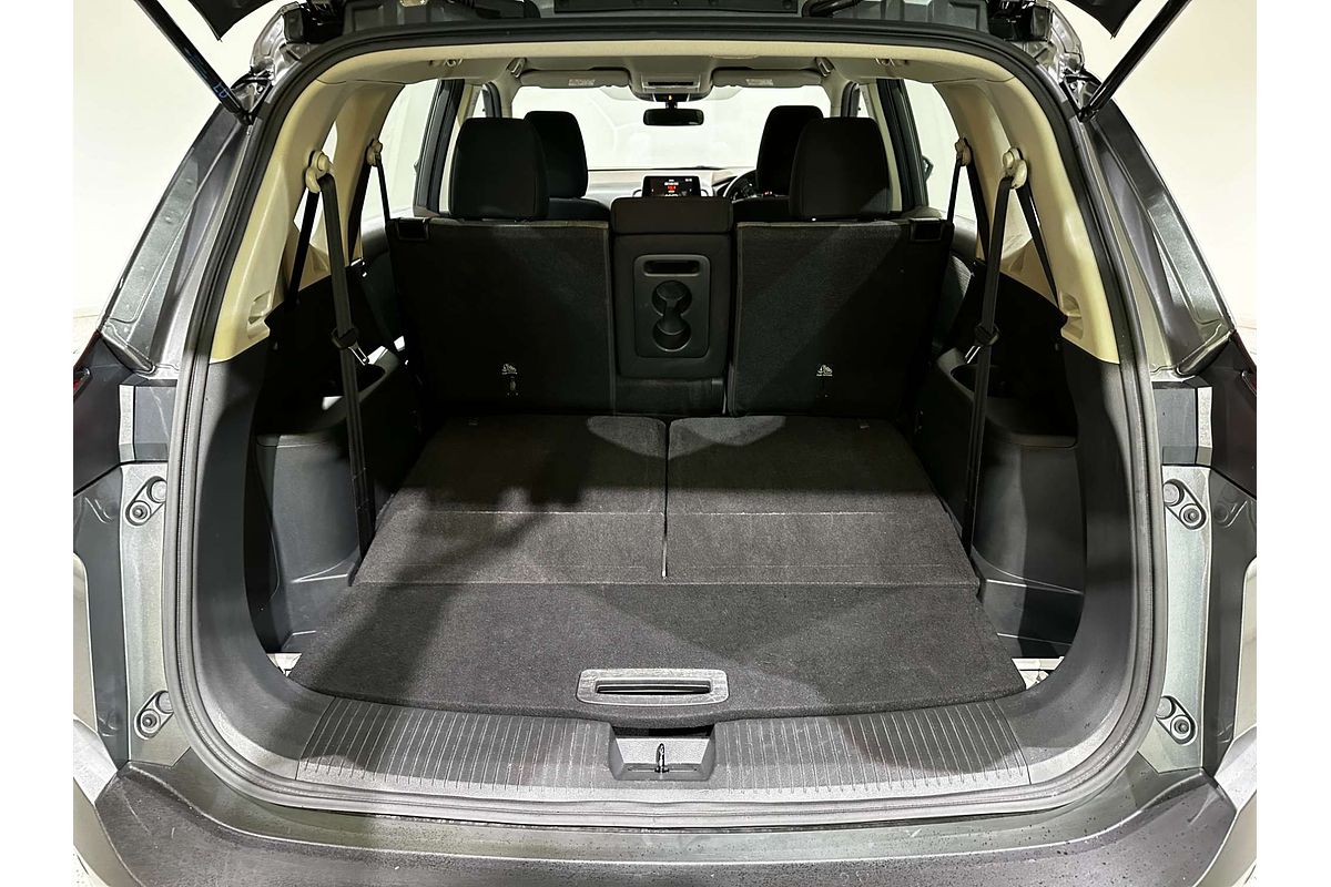 2024 Nissan X-TRAIL ST T33