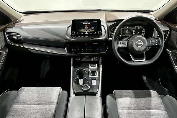 2024 Nissan X-TRAIL ST T33