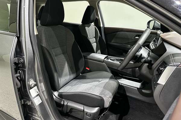 2024 Nissan X-TRAIL ST T33