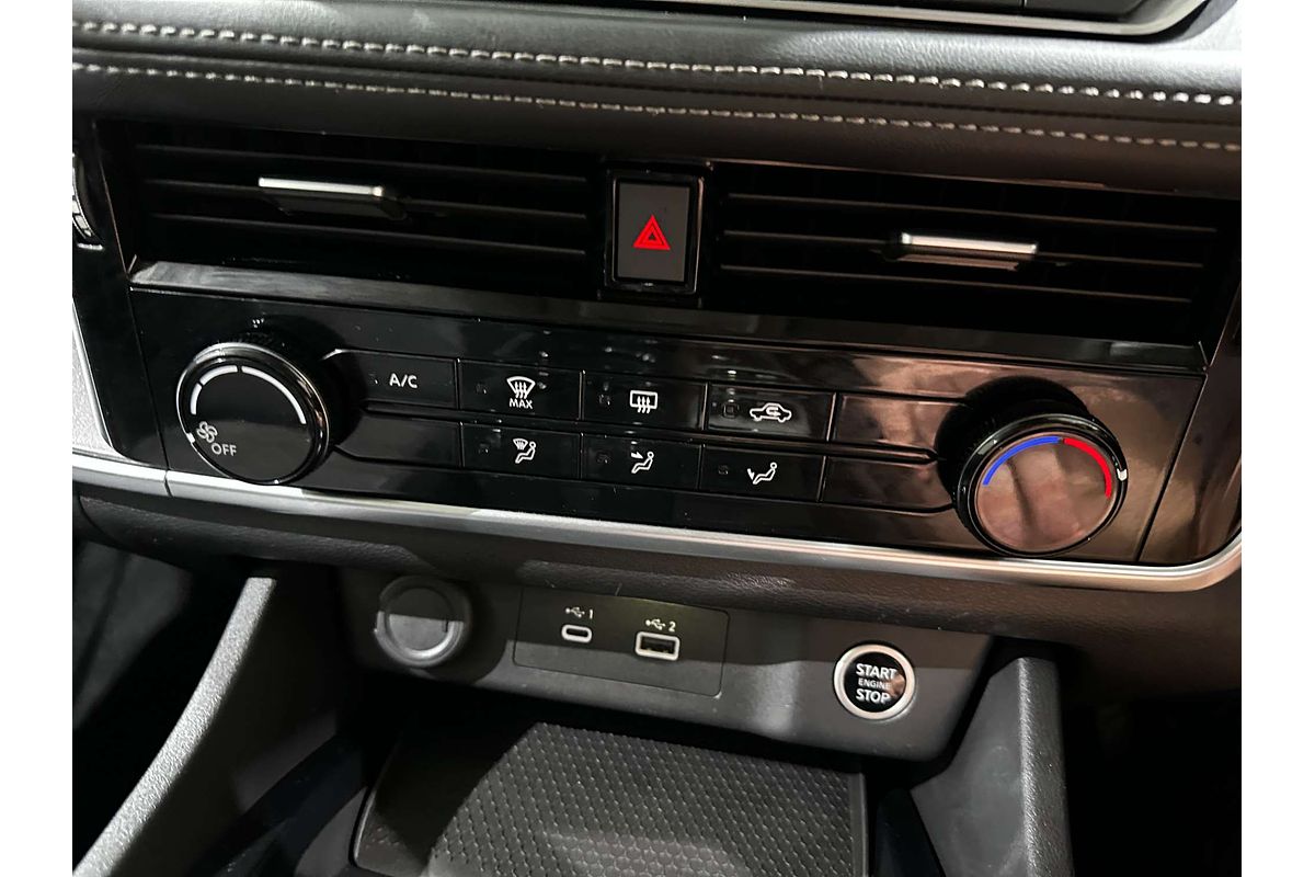 2024 Nissan X-TRAIL ST T33