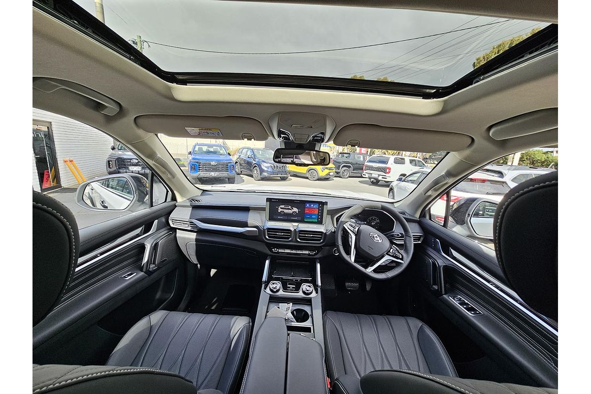 2025 LDV D90 Executive SV9A