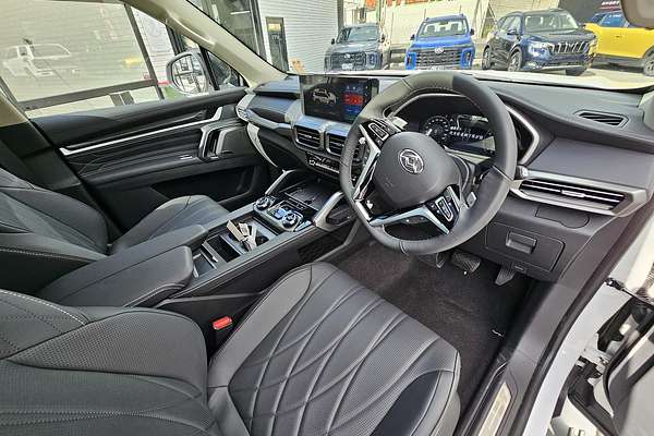 2025 LDV D90 Executive SV9A