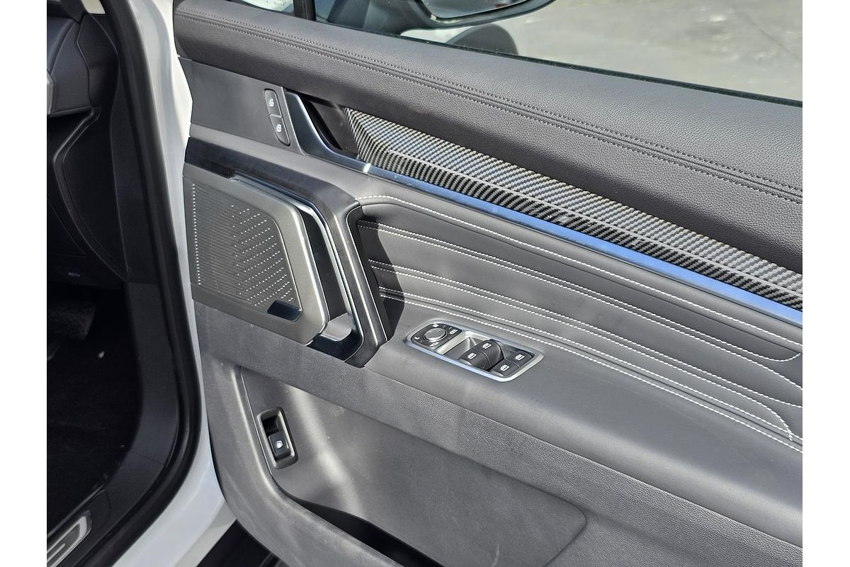 2025 LDV D90 Executive SV9A