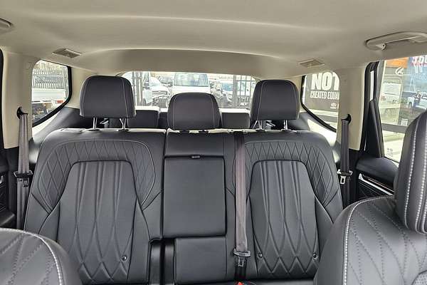 2025 LDV D90 Executive SV9A