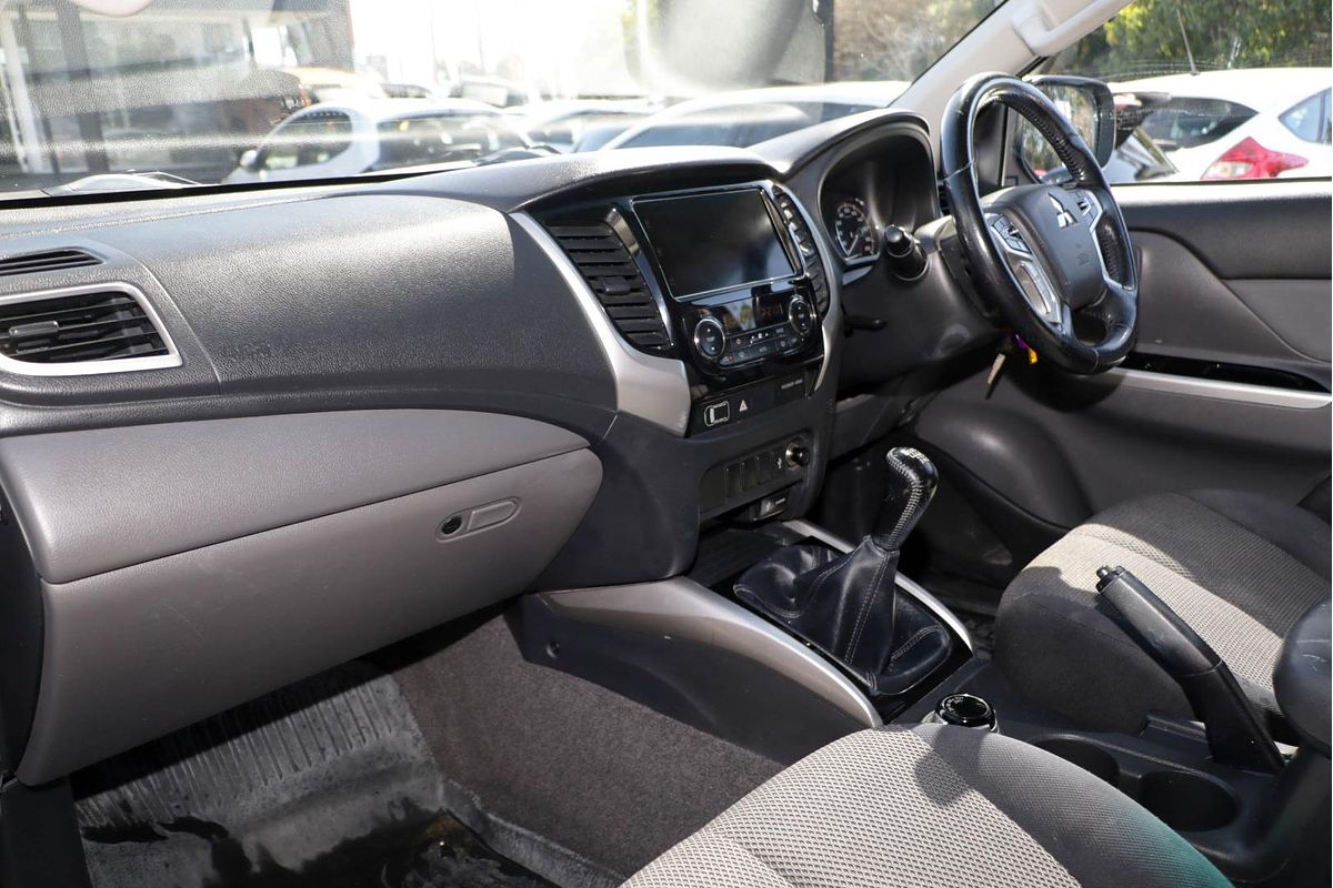 2017 Mitsubishi Triton GLS MQ 4X4