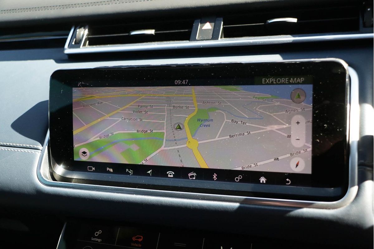 2017 Land Rover Range Rover Velar D300 R-Dynamic HSE L560