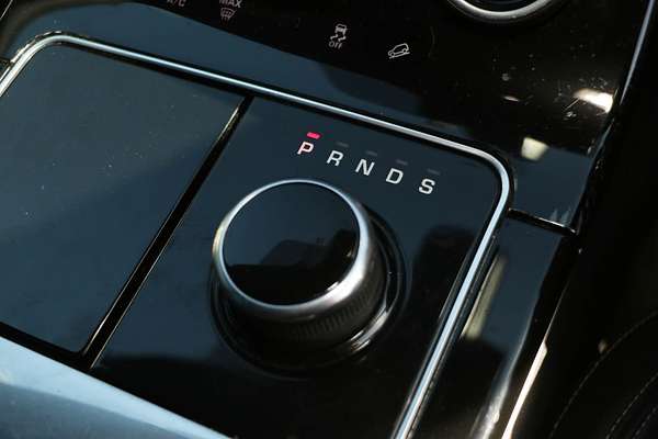 2017 Land Rover Range Rover Velar D300 R-Dynamic HSE L560