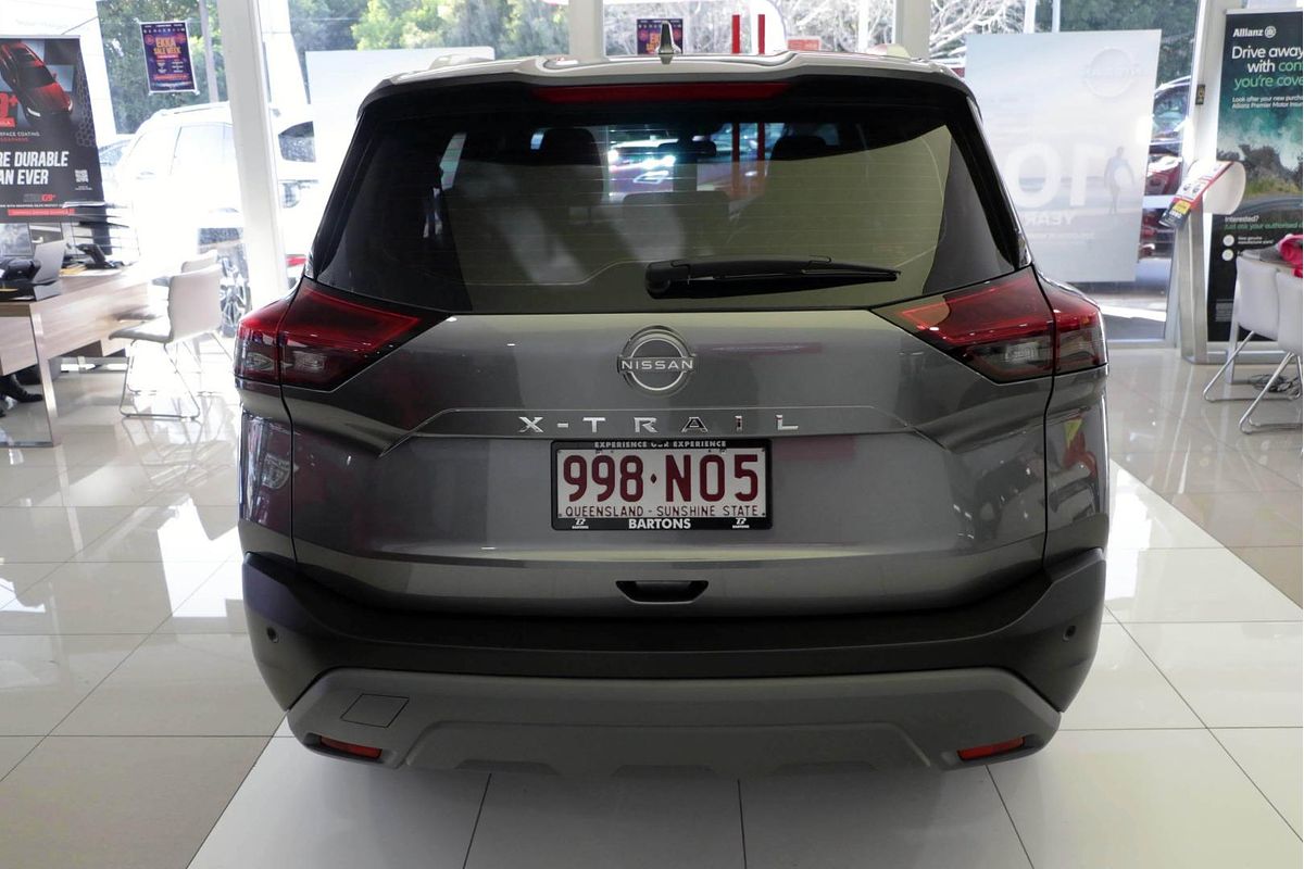 2025 Nissan X-TRAIL ST T33