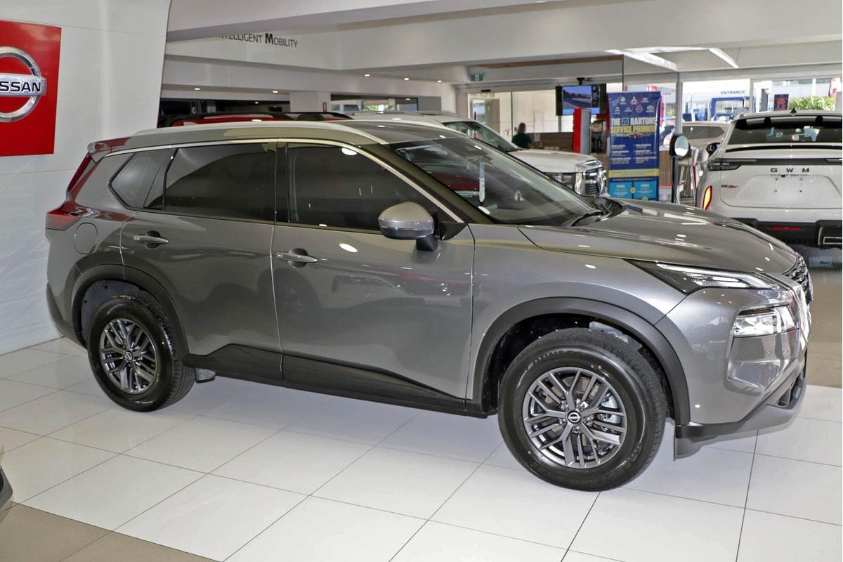 2025 Nissan X-TRAIL ST T33