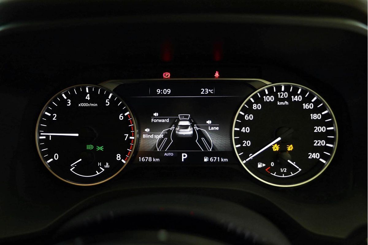 2025 Nissan X-TRAIL ST T33