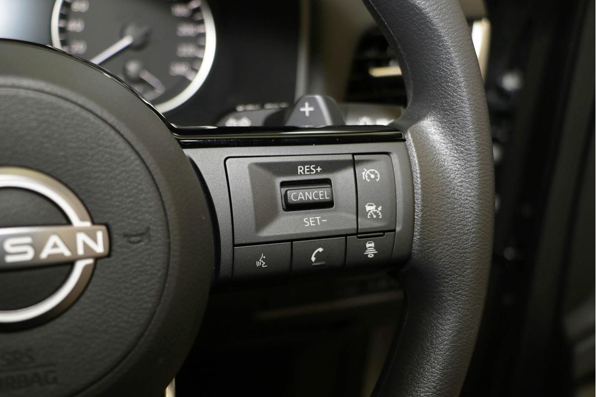 2025 Nissan X-TRAIL ST T33